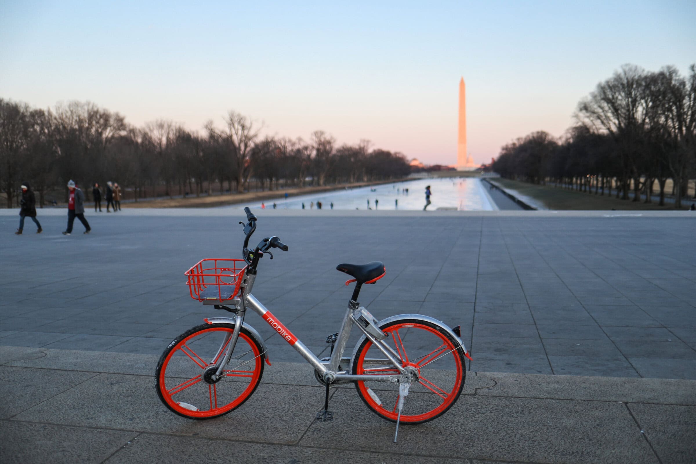 Washington,,Dc,-,January,6,,2018:,A,Mobike,,A,Bike Washington,,Dc,-,January,6,,2018:,A,Mobike,,A,Bike