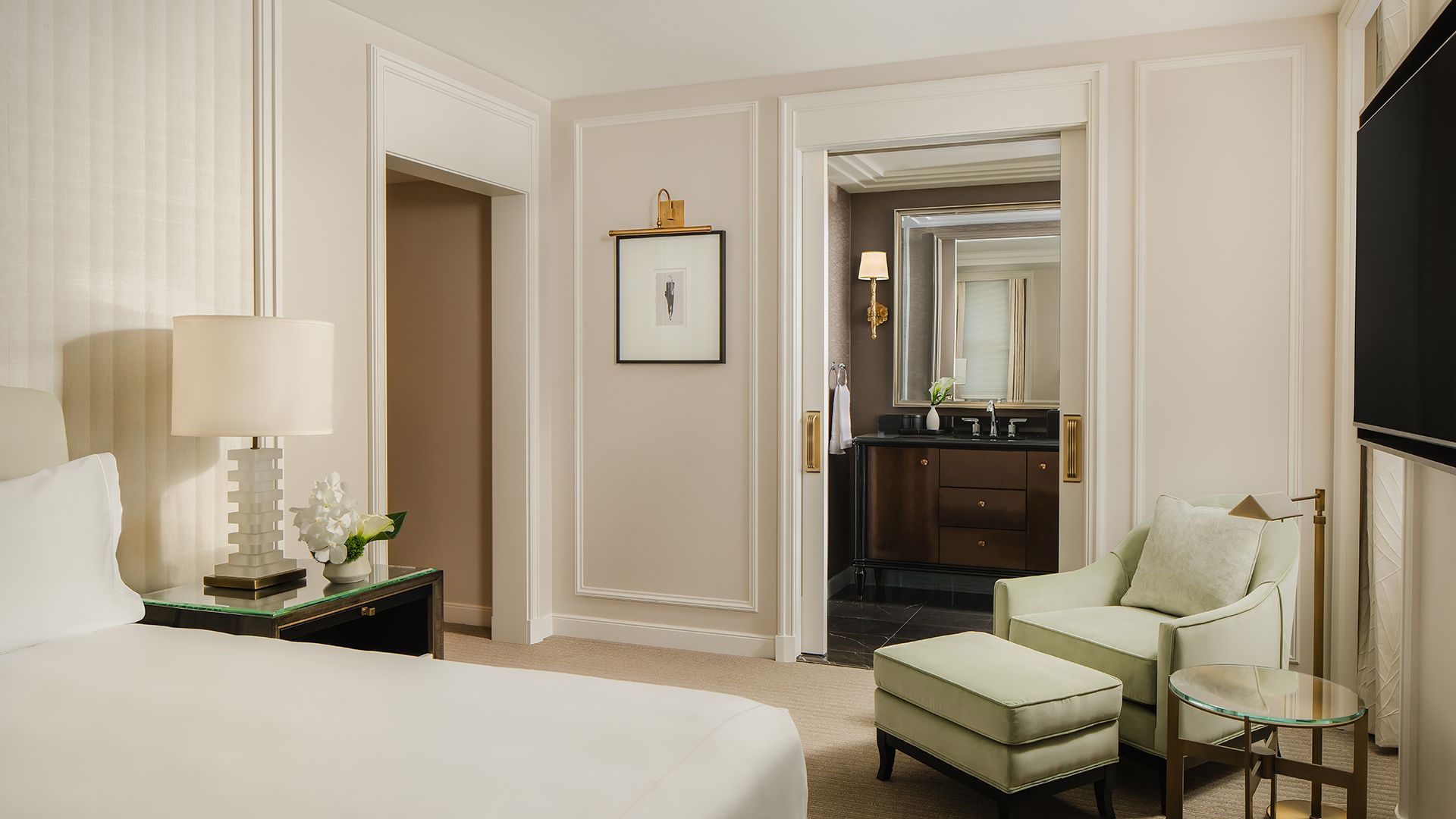 guest room Waldorf Astoria 2