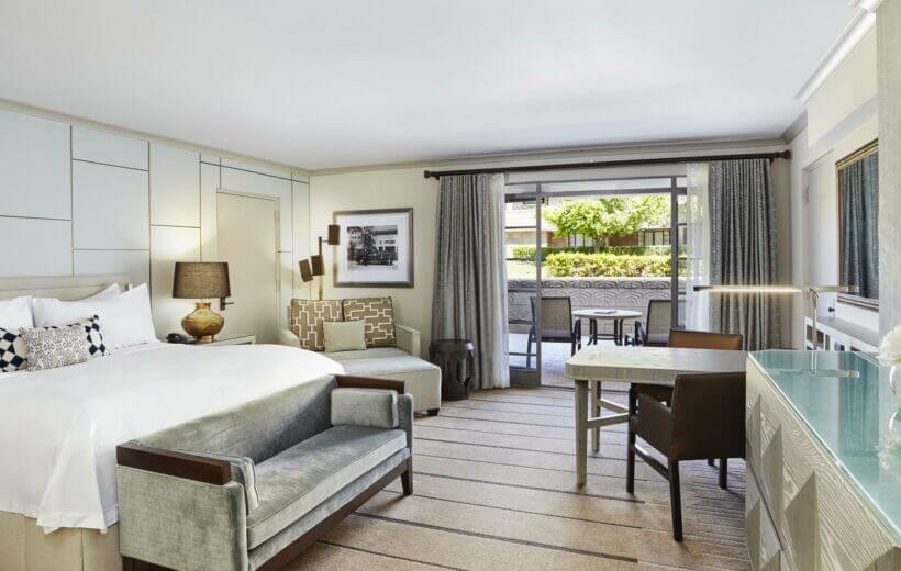 Resort-Room-Patio-Balcony-King-Bed-820x520